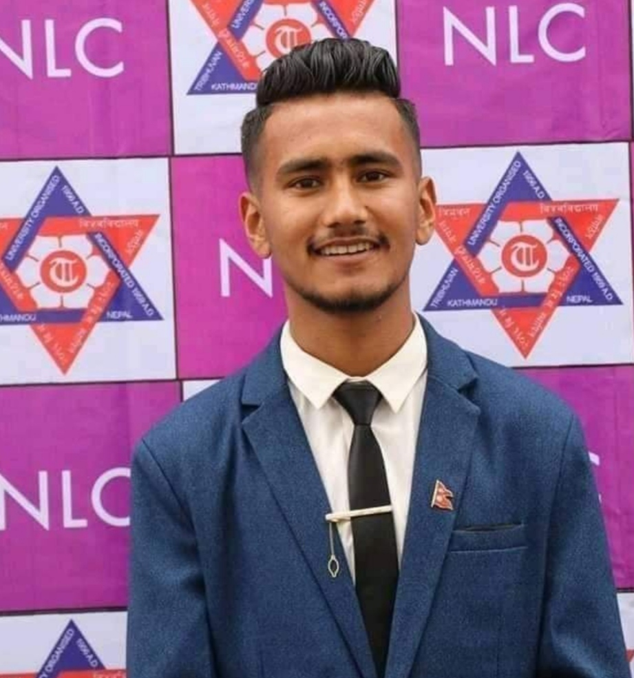 २५ वर्षे युवा अधिवक्ता विराज थापा जसले ७ मन्त्रीको पद खारेज गरिदिए