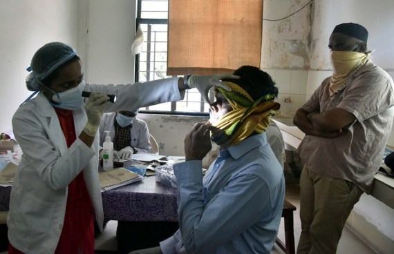 नेपालमा कालो ढुसीको संक्रमण बढ्यो, सतर्क रहन चिकित्सकको सुझाव