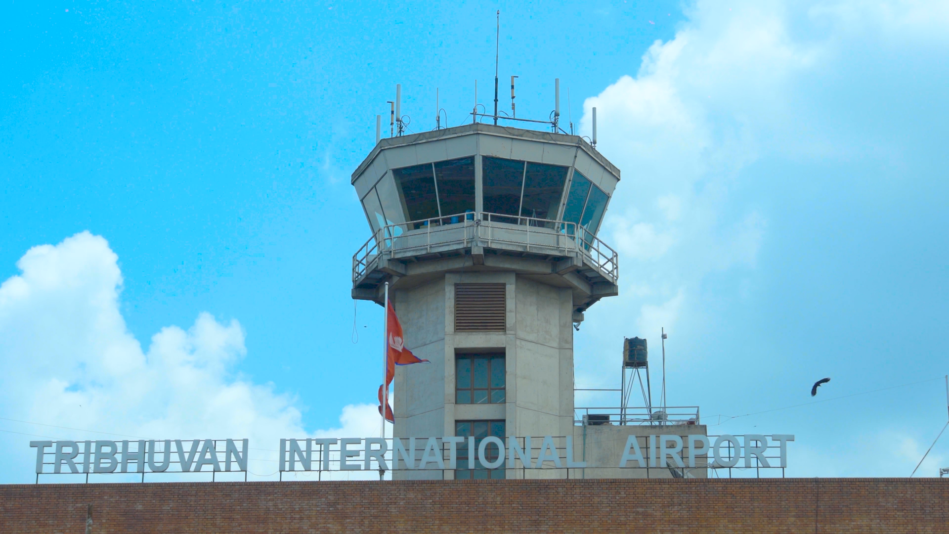 बर्षाका कारण आन्तरिकतर्फका उडानहरू प्रभावित