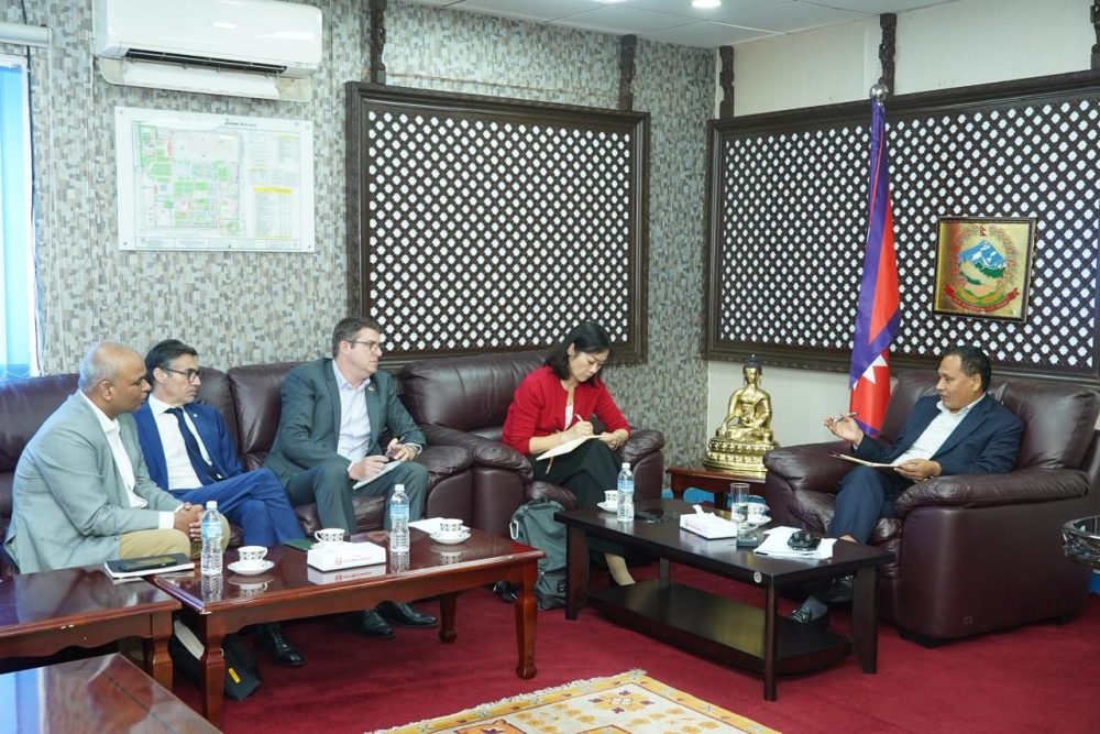 ऊर्जा मन्त्री घिसिङ र युएनडिपीका प्रतिनिधिबीच भेट